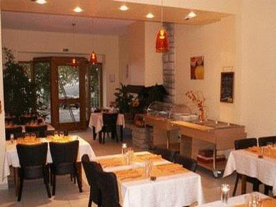 Logis L'Auberge Du Quercy Blanc Molieres  Ngoại thất bức ảnh