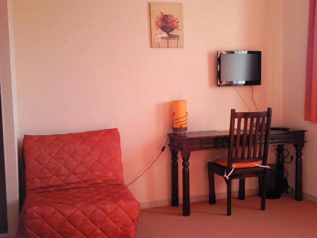 Logis L'Auberge Du Quercy Blanc Molieres  Ngoại thất bức ảnh